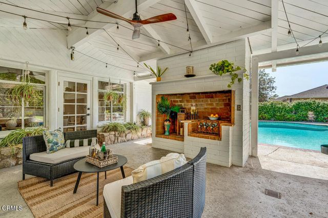 2707 Alabama Street, La Crescenta, CA 91214