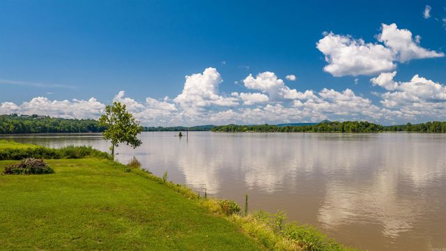 3 River Road Drive West, Mayflower, AR 72106