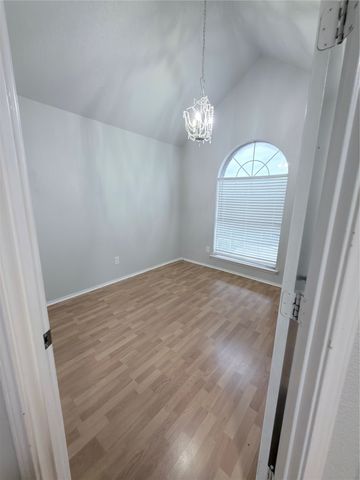 807 Burr Oak Drive, Lewisville, TX 75067