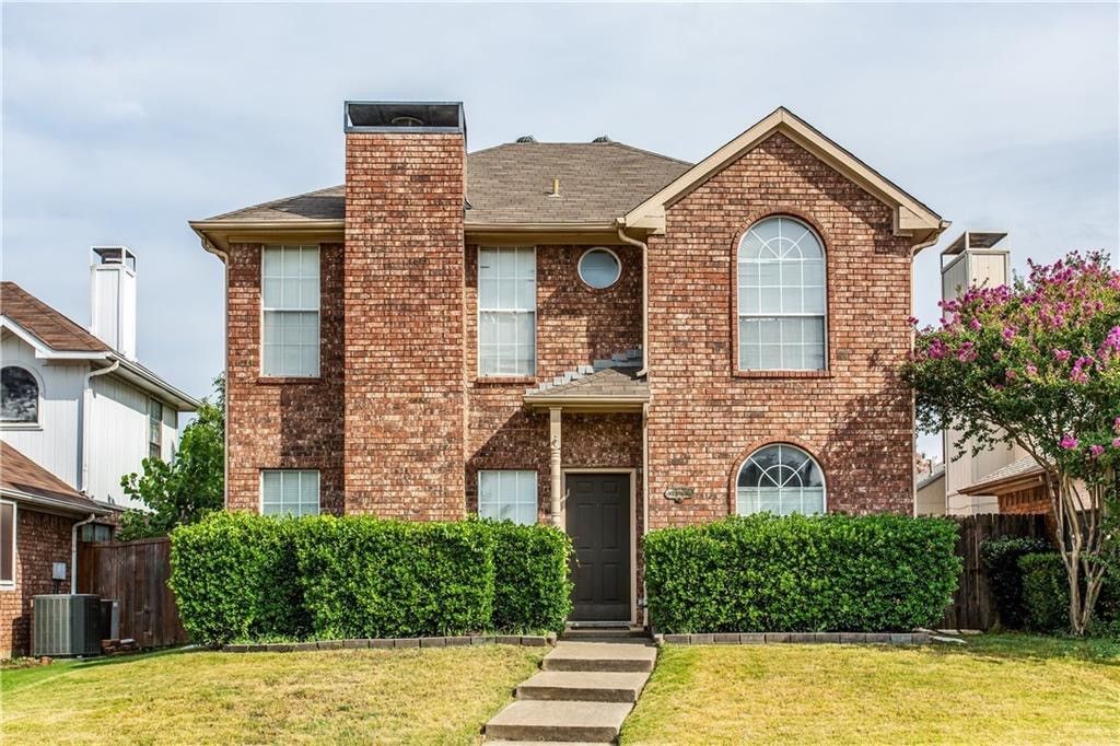807 Burr Oak Drive, Lewisville, TX 75067