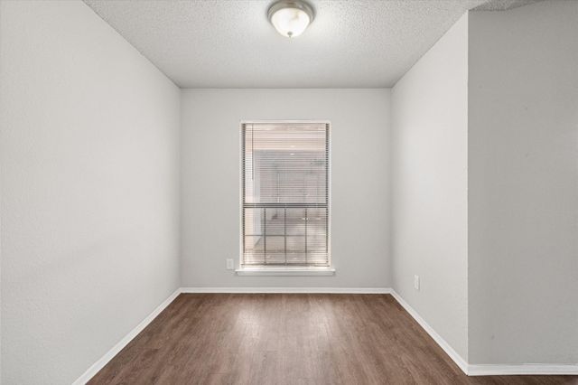 3328 Green Ridge Street 3330, Fort Worth, TX 76133