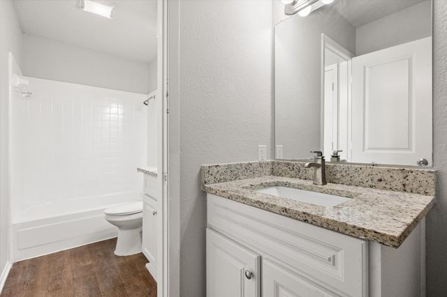 3328 Green Ridge Street 3330, Fort Worth, TX 76133