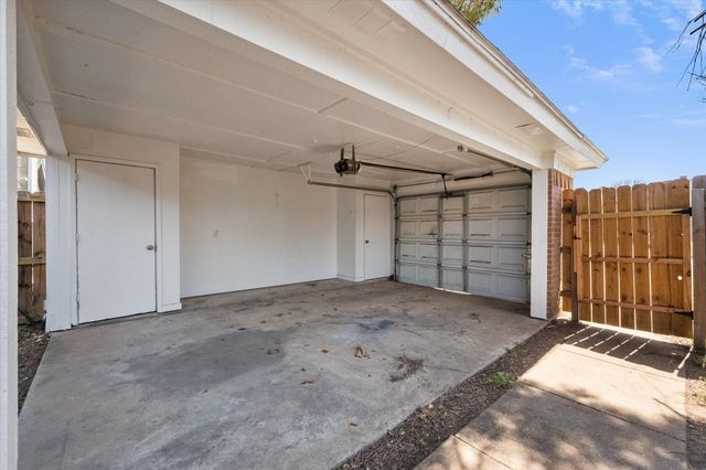 3328 Green Ridge Street 3330, Fort Worth, TX 76133