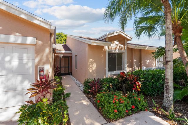 8273 Springtree Road, Boca Raton, FL 33496