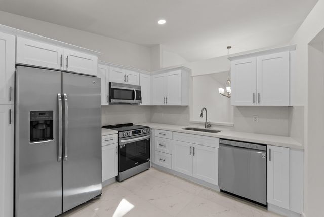 8273 Springtree Road, Boca Raton, FL 33496