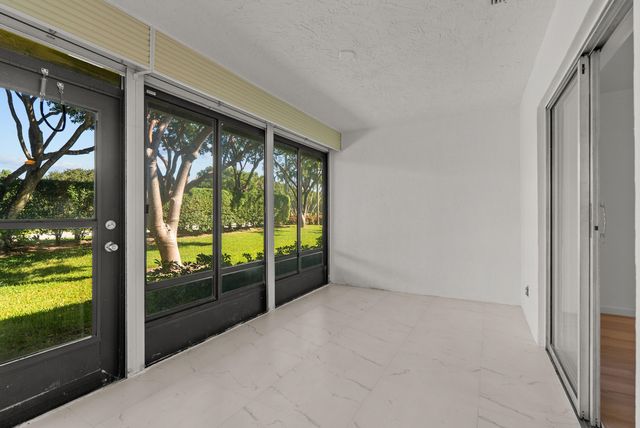 8273 Springtree Road, Boca Raton, FL 33496