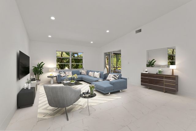 8273 Springtree Road, Boca Raton, FL 33496