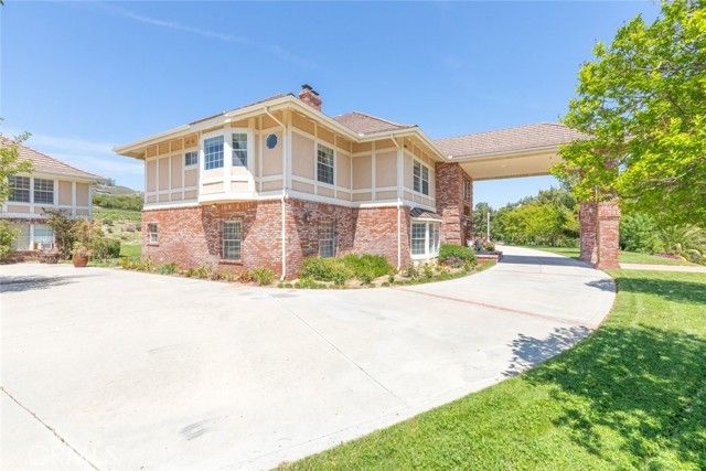 37028 De Portola Road, Temecula, CA 92592