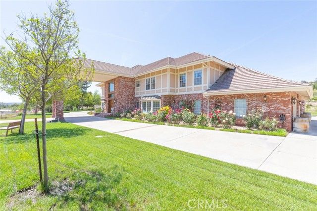 37028 De Portola Road, Temecula, CA 92592