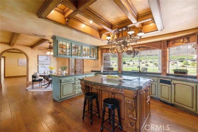 37028 De Portola Road, Temecula, CA 92592