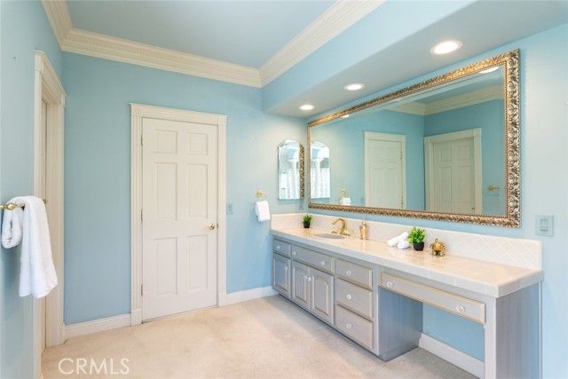 37028 De Portola Road, Temecula, CA 92592