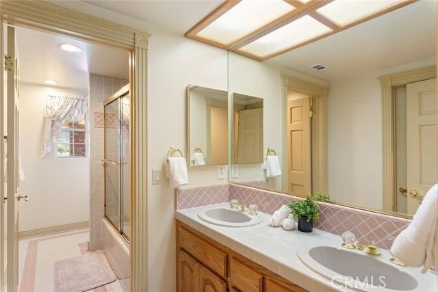 37028 De Portola Road, Temecula, CA 92592