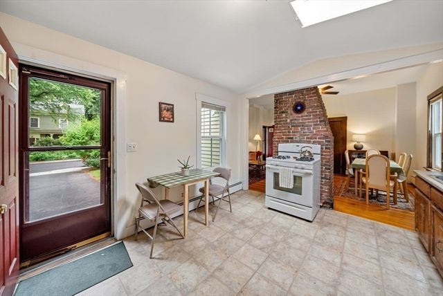 17 Myrtle, Boston, MA 02130