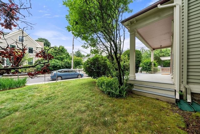 17 Myrtle, Boston, MA 02130