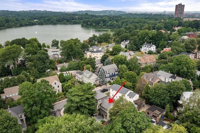 17 Myrtle, Boston, MA 02130