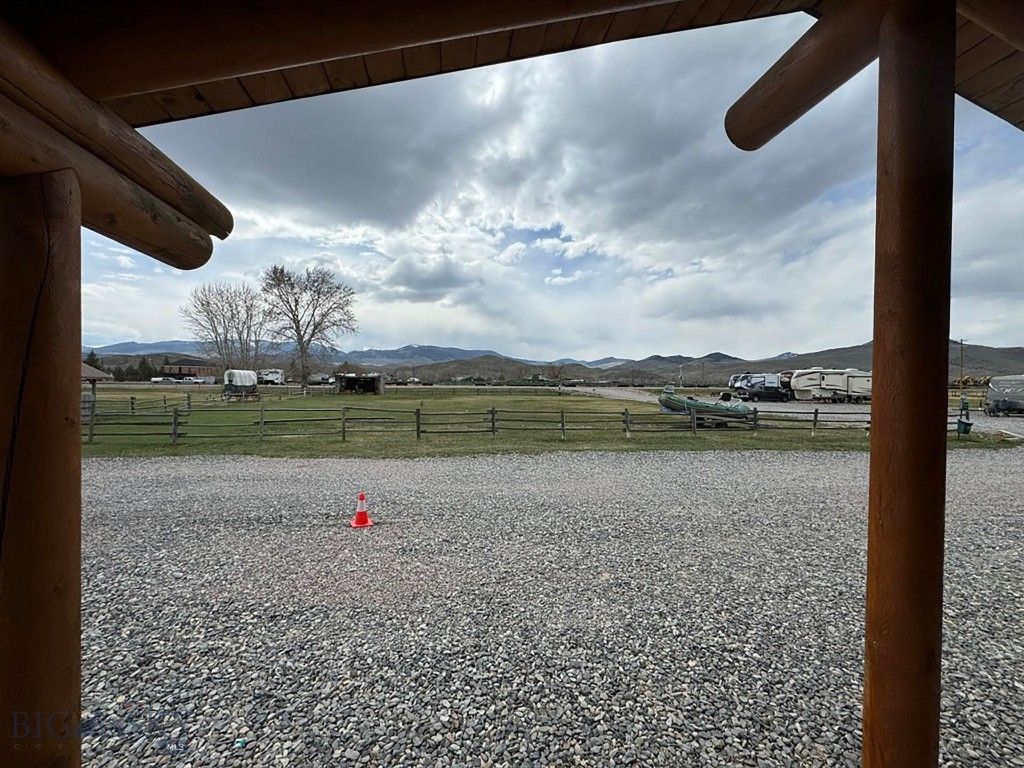 540 Main Street, Melrose, MT 59743 photo 30