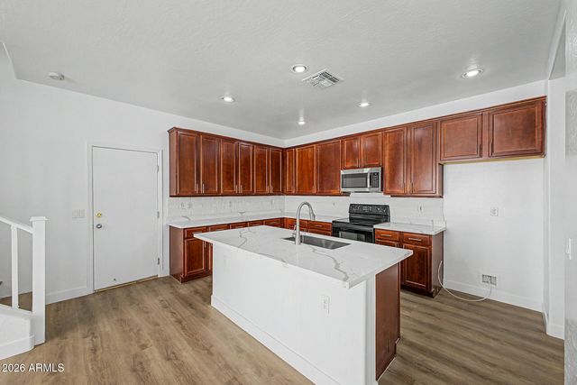 3837 E KENT Avenue, Gilbert, AZ 85296