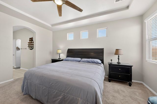424 Liam Court SW, Los Lunas, NM 87031