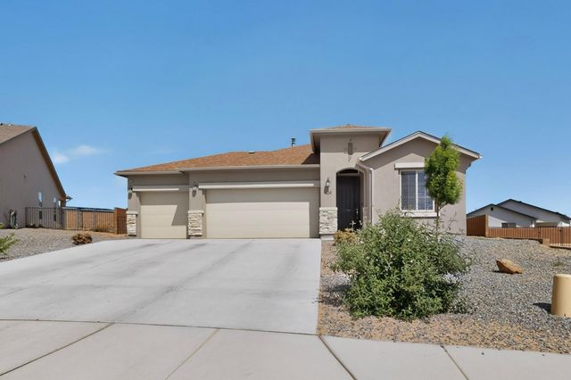424 Liam Court SW, Los Lunas, NM 87031