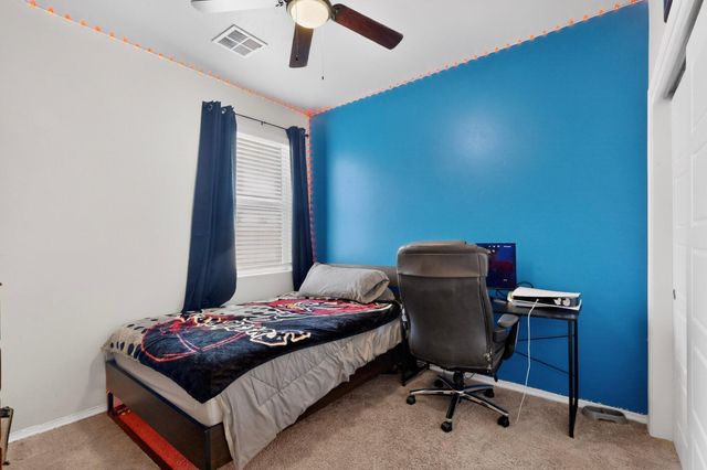 424 Liam Court SW, Los Lunas, NM 87031
