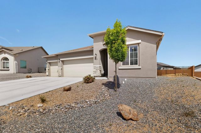 424 Liam Court SW, Los Lunas, NM 87031
