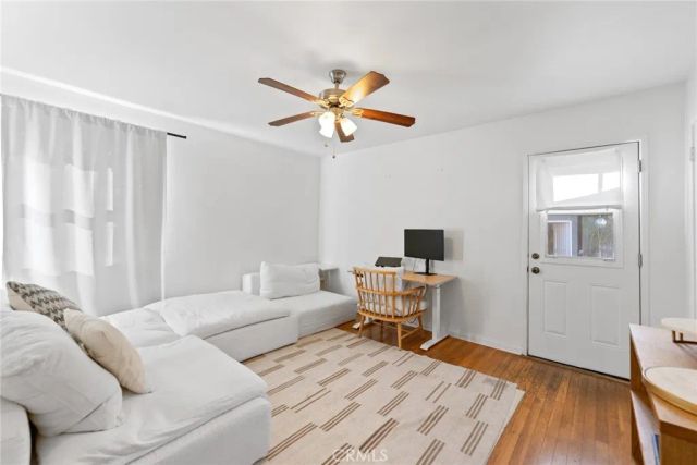 3989 Coolidge, Los Angeles, CA 90066