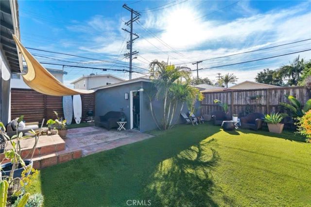 3989 Coolidge, Los Angeles, CA 90066