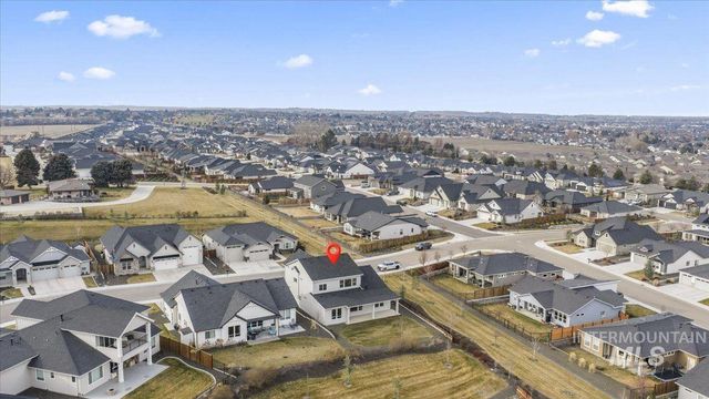 2460 S Cordillera Way, Nampa, ID 83686