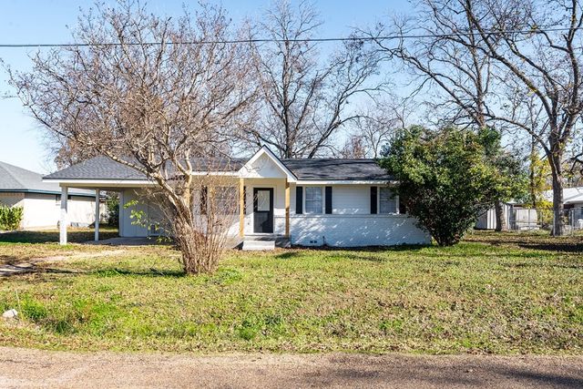 208 N Coleman Street, Mabank, TX 75147