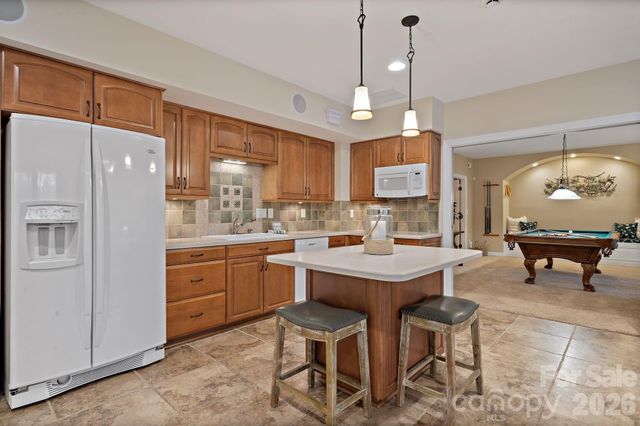 4685 Eagle Pointe Court, Denver, NC 28037