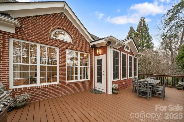 4685 Eagle Pointe Court, Denver, NC 28037