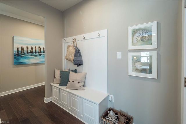 2213 Mainsail DR, Carrollton, VA 23314