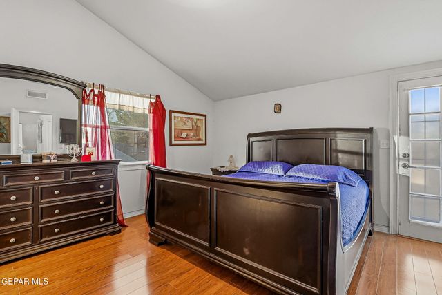 155 ESCALANTE Drive, Socorro, TX 79927