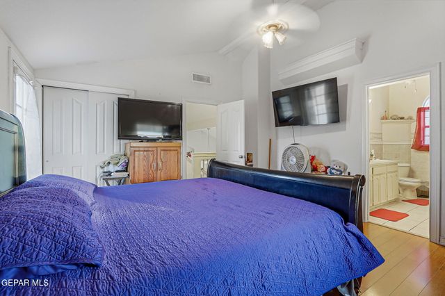 155 ESCALANTE Drive, Socorro, TX 79927