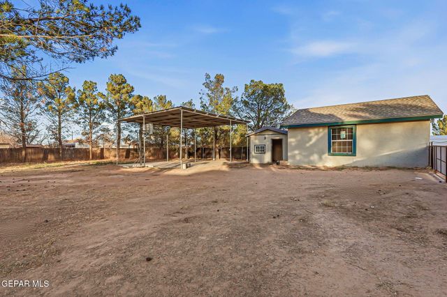 155 ESCALANTE Drive, Socorro, TX 79927