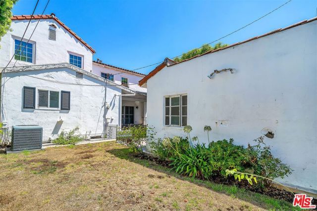 325 EL CAMINO Drive, Beverly Hills, CA 90212
