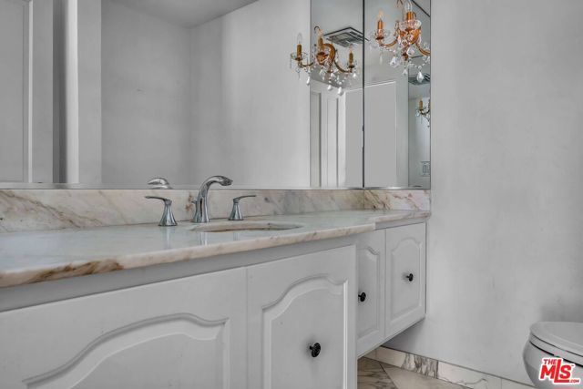 325 EL CAMINO Drive, Beverly Hills, CA 90212