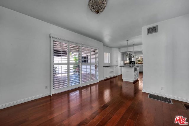 325 EL CAMINO Drive, Beverly Hills, CA 90212