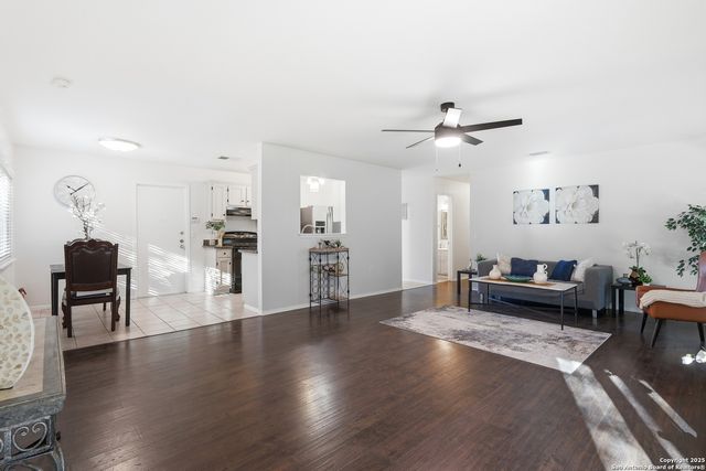 12004 Prairie Oak, Live Oak, TX 78233