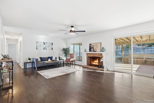 12004 Prairie Oak, Live Oak, TX 78233