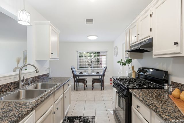 12004 Prairie Oak, Live Oak, TX 78233