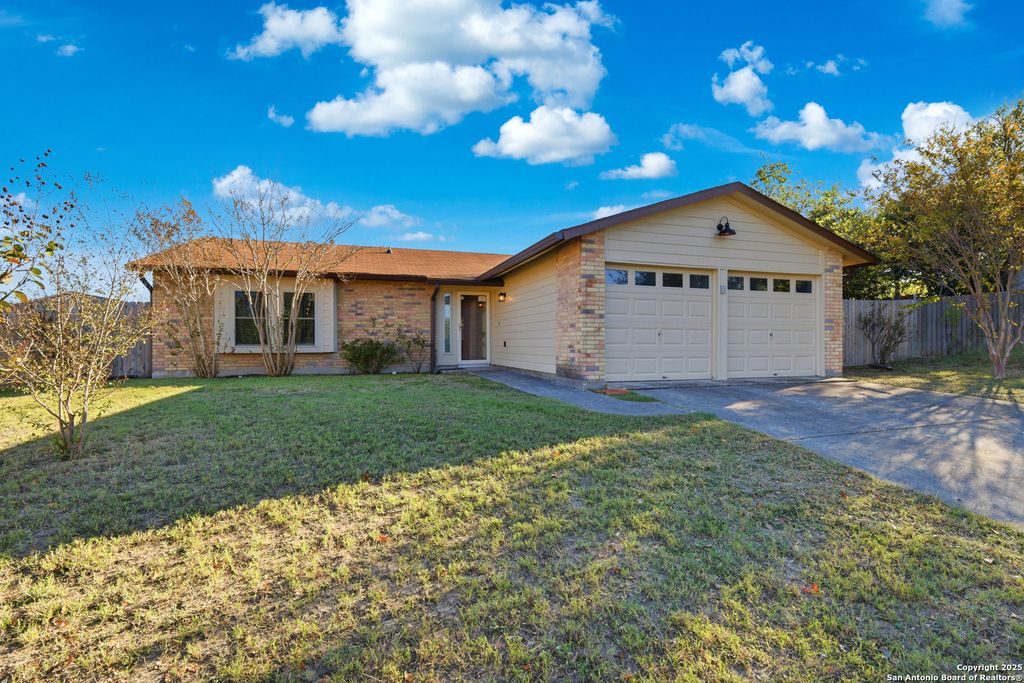 12004 Prairie Oak, Live Oak, TX 78233