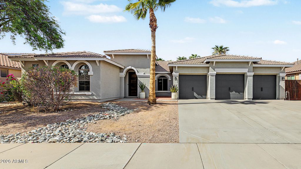 15250 W PIERSON Street, Goodyear, AZ 85395 — exterior