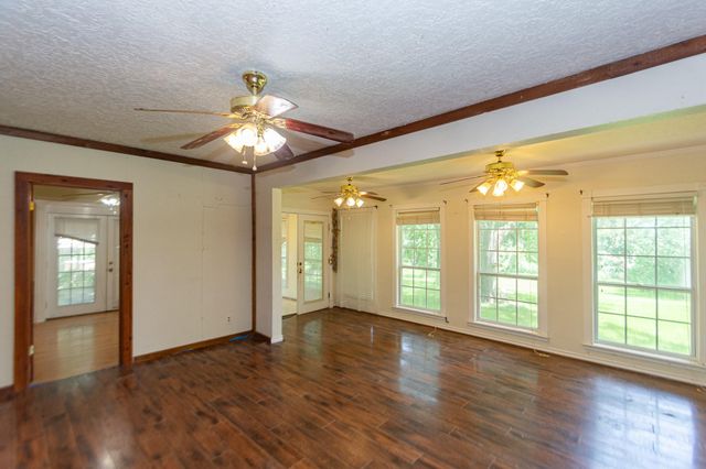 7807 N Fm 565 Road, Baytown, TX 77523