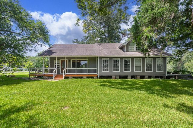 7807 N Fm 565 Road, Baytown, TX 77523