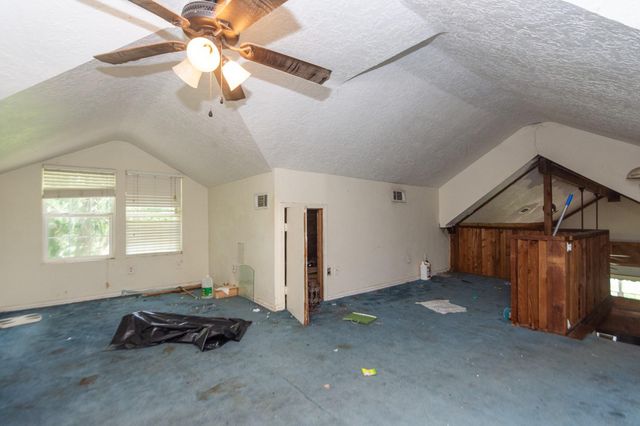 7807 N Fm 565 Road, Baytown, TX 77523
