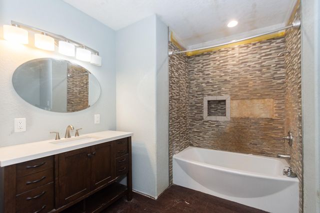 7807 N Fm 565 Road, Baytown, TX 77523