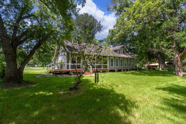 7807 N Fm 565 Road, Baytown, TX 77523