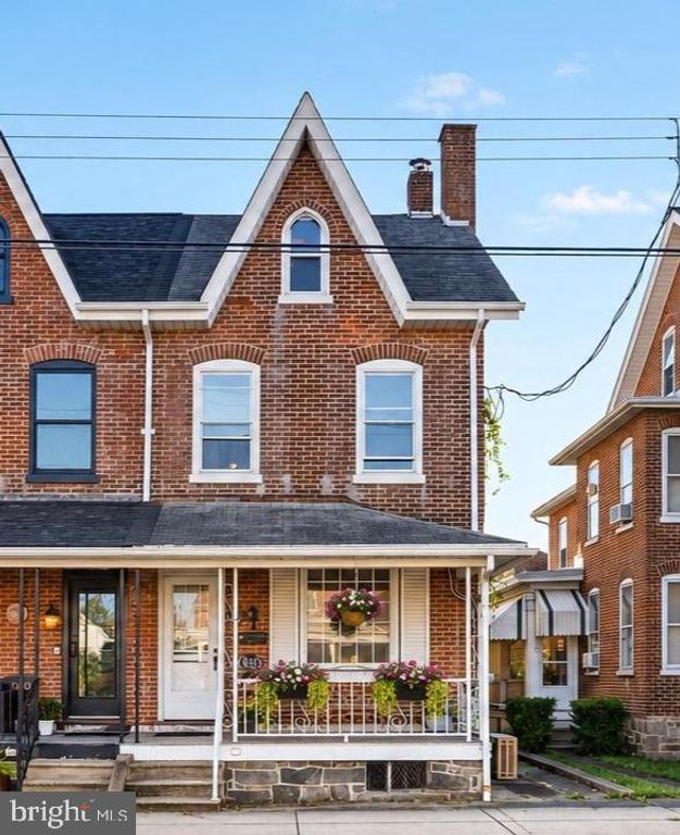 518 E PHILADELPHIA AVE, BOYERTOWN, PA 19512 — exterior