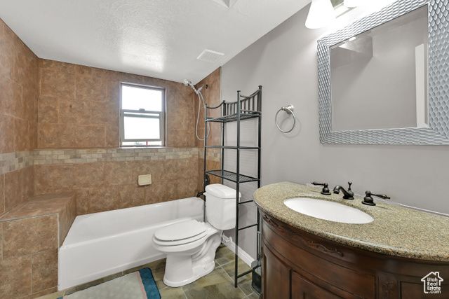 5875 S 3750 W, Roy, UT 84067